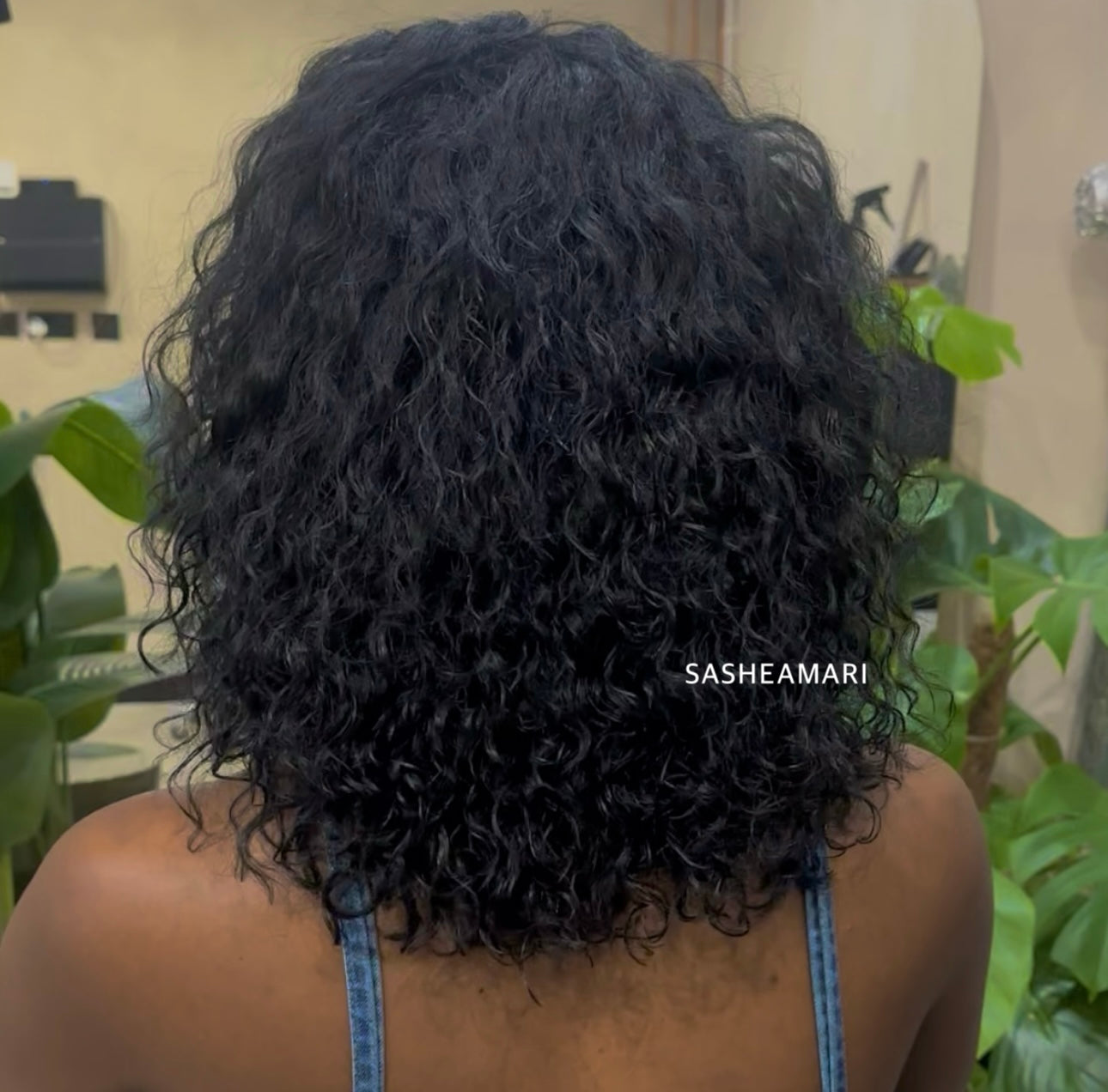 100% Real Human Hair Guarantee — Premium Hair Extensions Made From 100% Human Hair. No Adhesives, Lays Flat, Full Movement. Wefts provide a quick and natural way to get the fullness and length you are looking for.